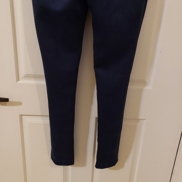 Andrew Marc  Womens Lightweight Faux Suede Pull on Pant  Navy size XS - Picture 5 of 11